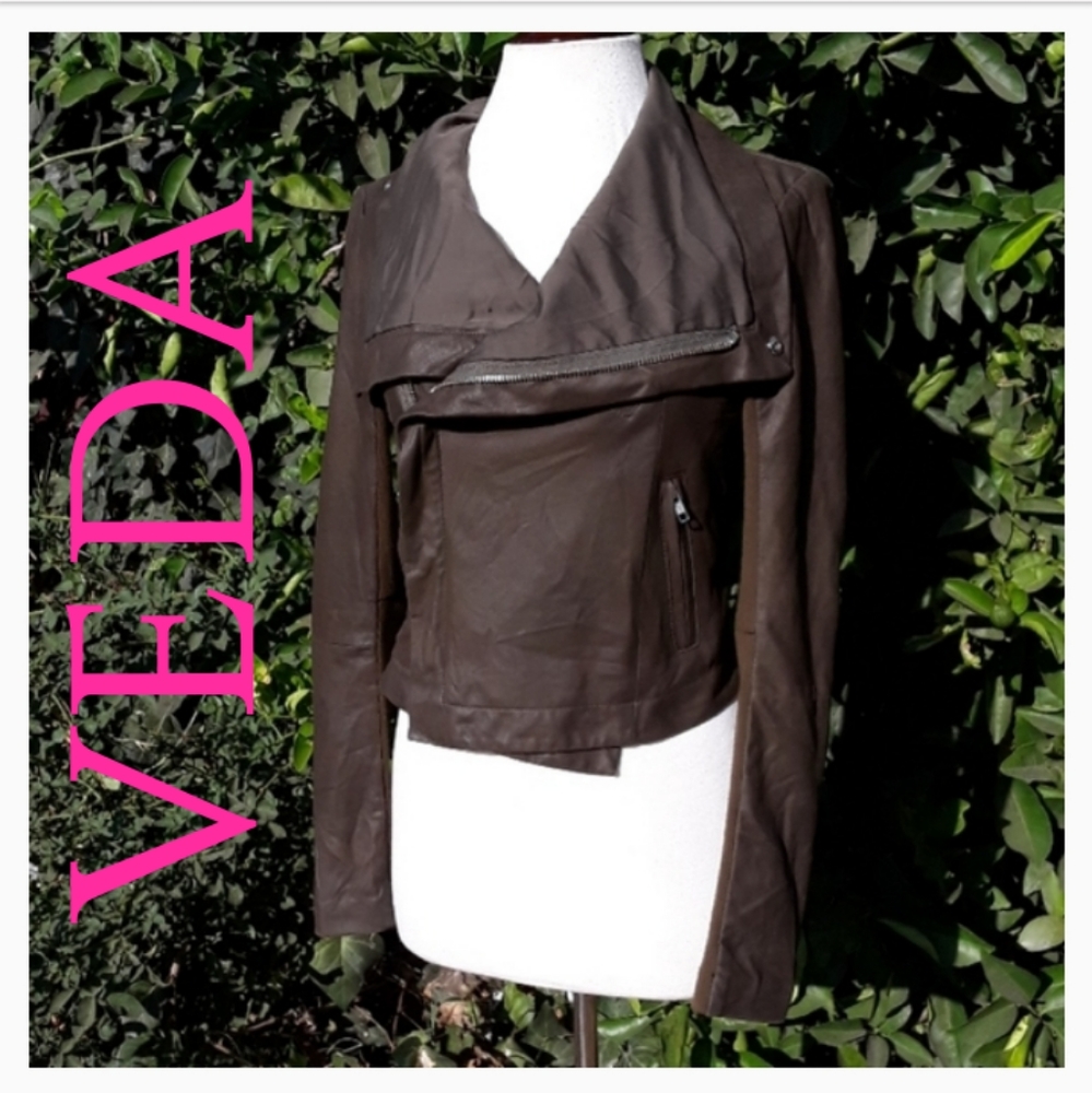 VEDA LEATHER JACKET